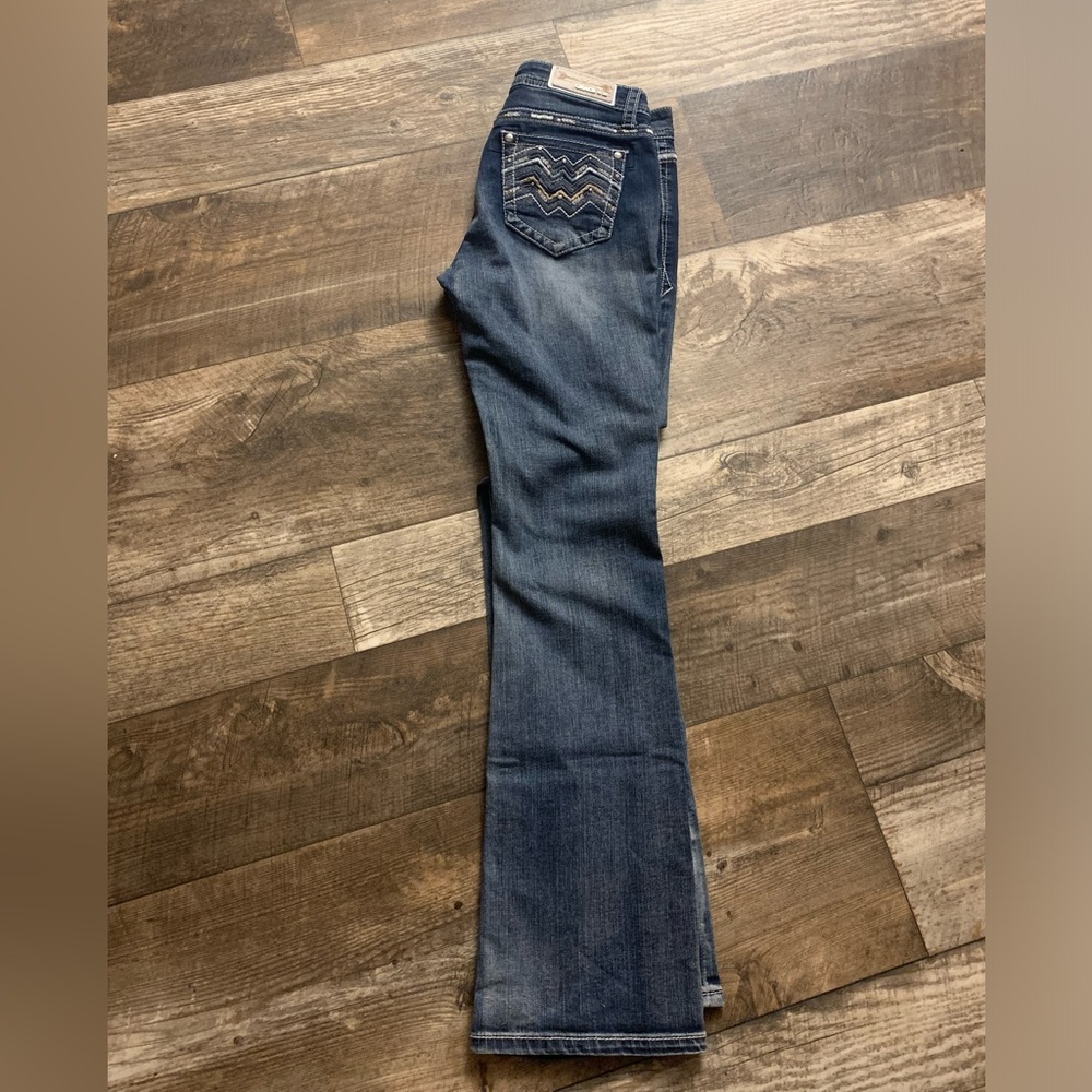 Grace in LA jeans